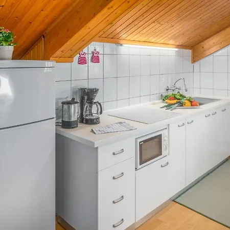 Apartments By The Sea Zambratija, Umag - 2557